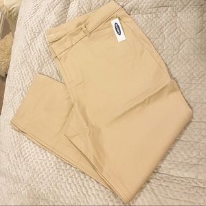 Old Navy Pixie Cut Women’s Pants Size 18 Tan